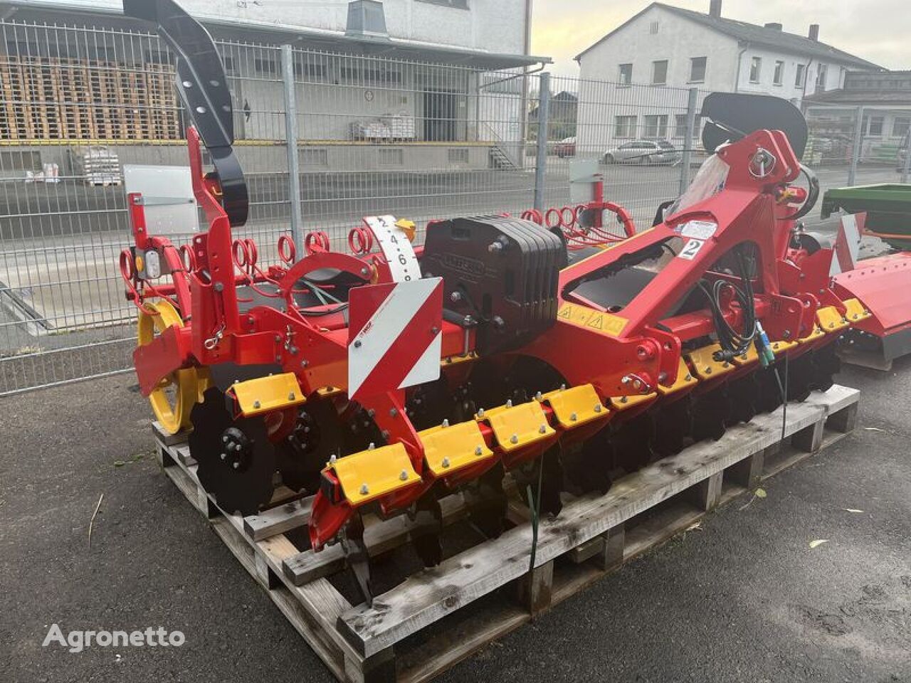 cultivateur Väderstad CARRIER CR 300