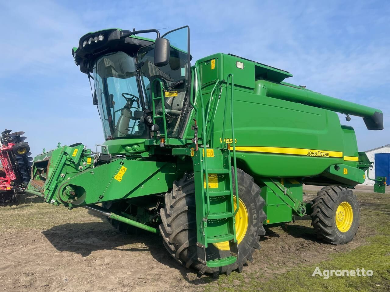 moissonneuse-batteuse John Deere W650