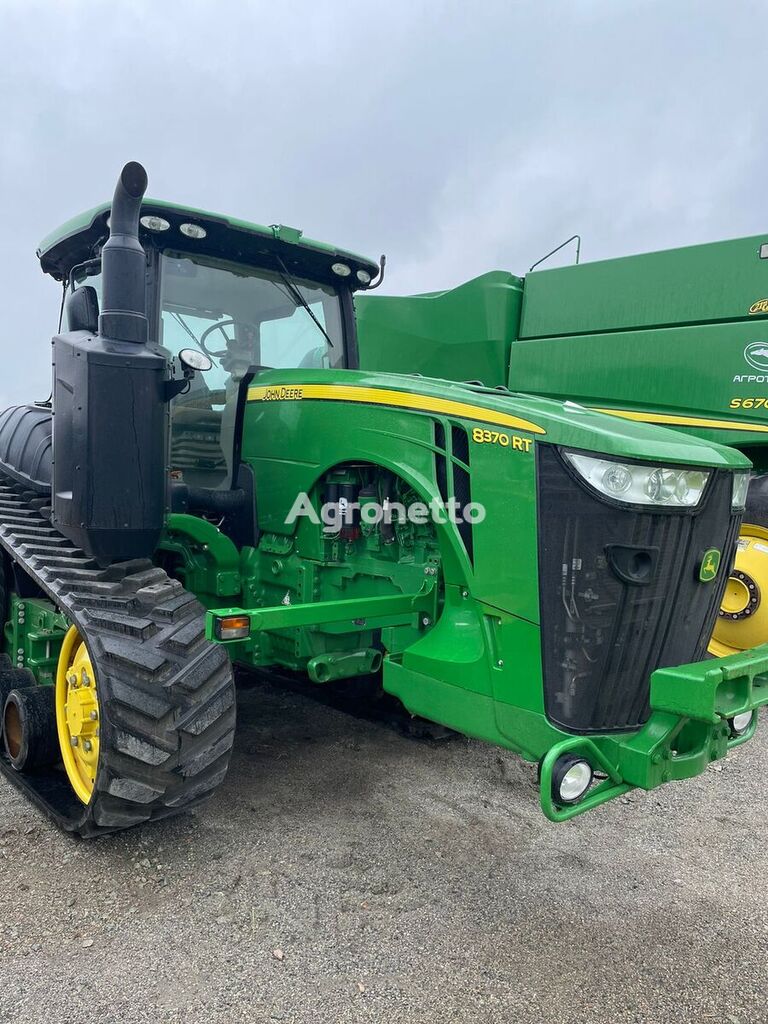 tracteur à chenilles John Deere 8370RT