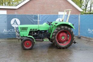 tracteur à roues Deutz D4006