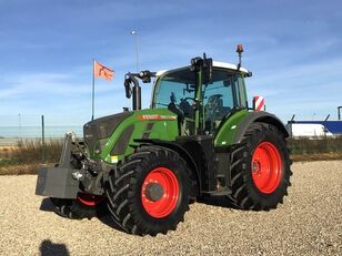 tracteur à roues Fendt 716 Vario