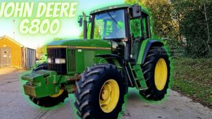 tracteur à roues John Deere 6800